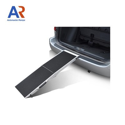 Hliníková rampa pro psy